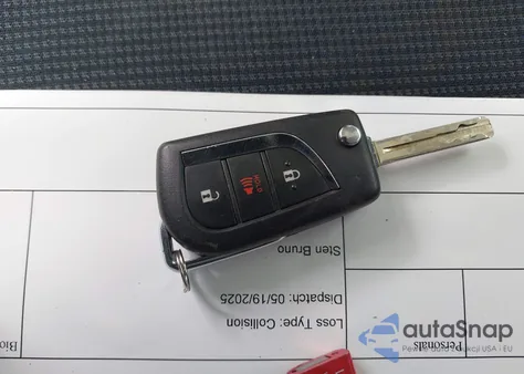 2019 Toyota Rav4 Le z USA, uszkodzony, nr VIN JTMF1RFV3KD033374